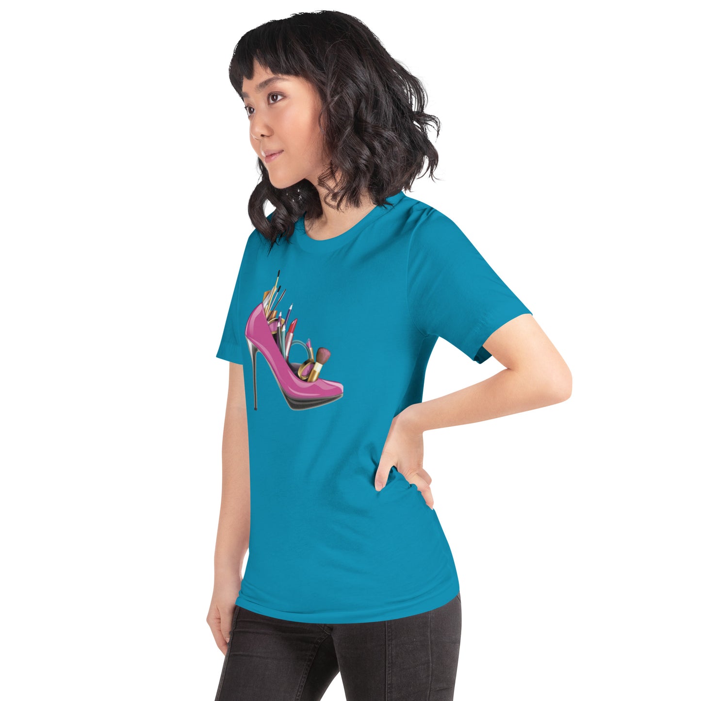 Heeled Unisex t-shirt